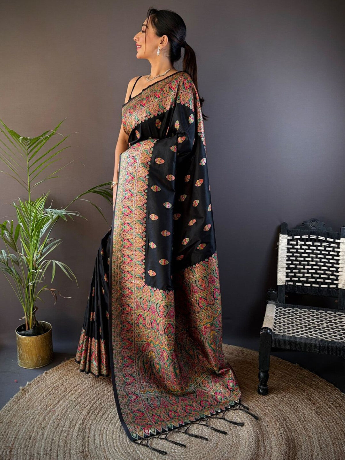 Woven Design Pashmina Silk Zari Saree.