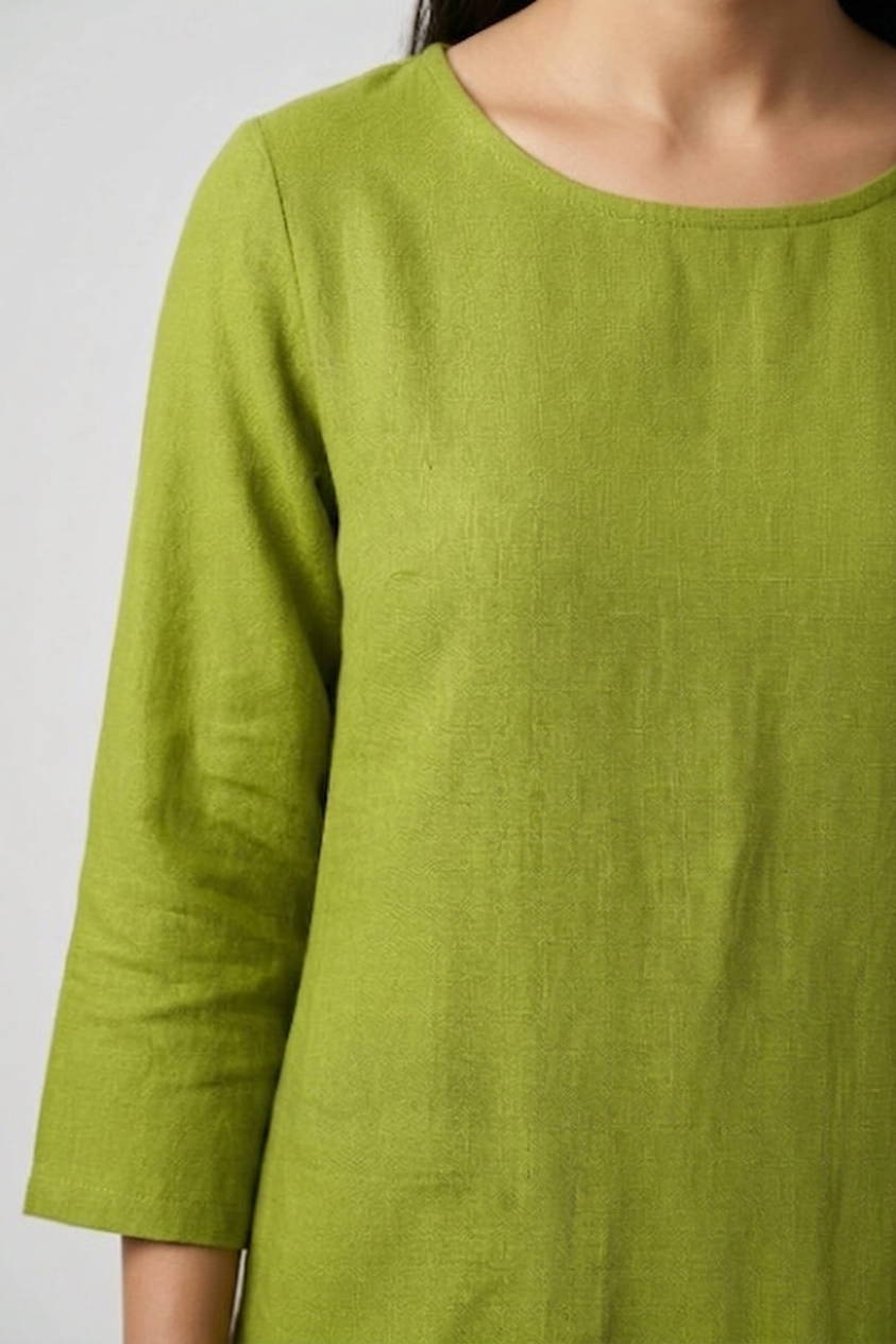 Women Green Cotton Slub Straight Kurta with Trousers