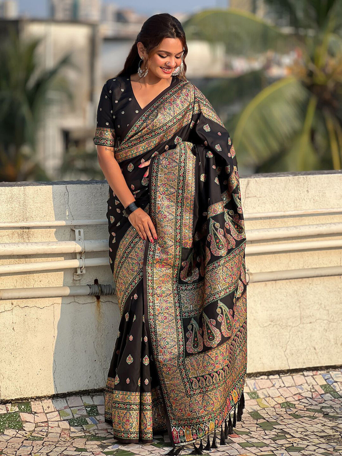 Black and Gold-Toned Woven Pashmina Saree