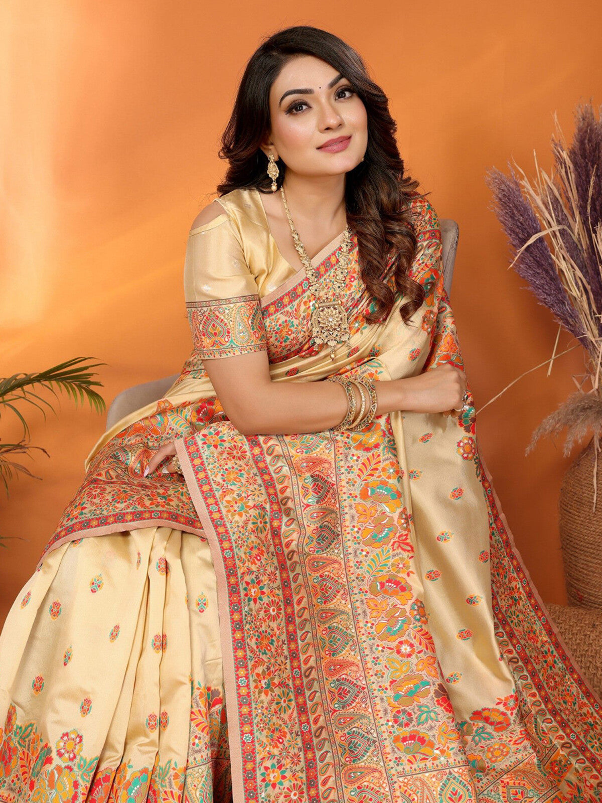 Woven Designer Silk Blend Saree.