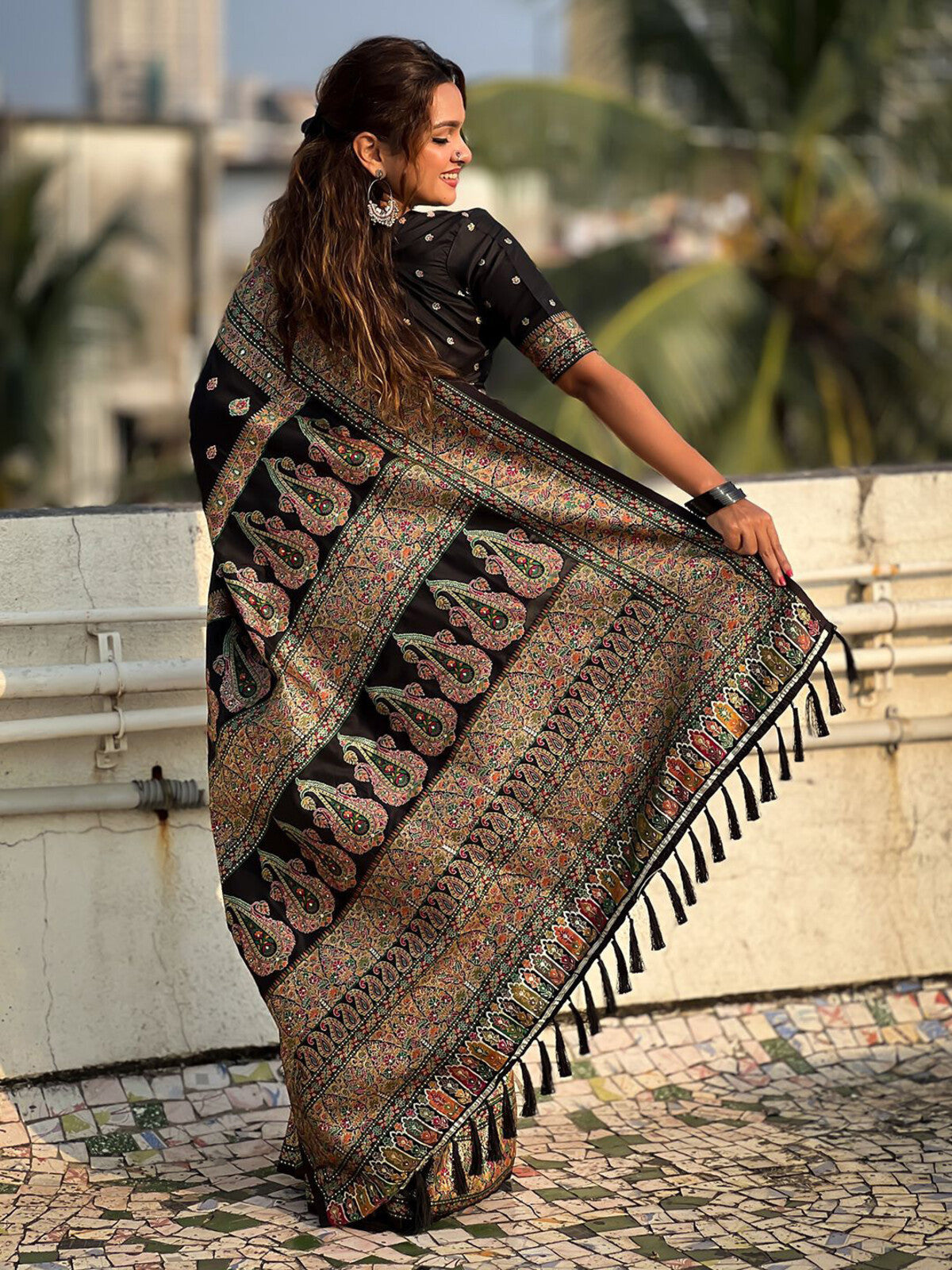 Black and Gold-Toned Woven Pashmina Saree