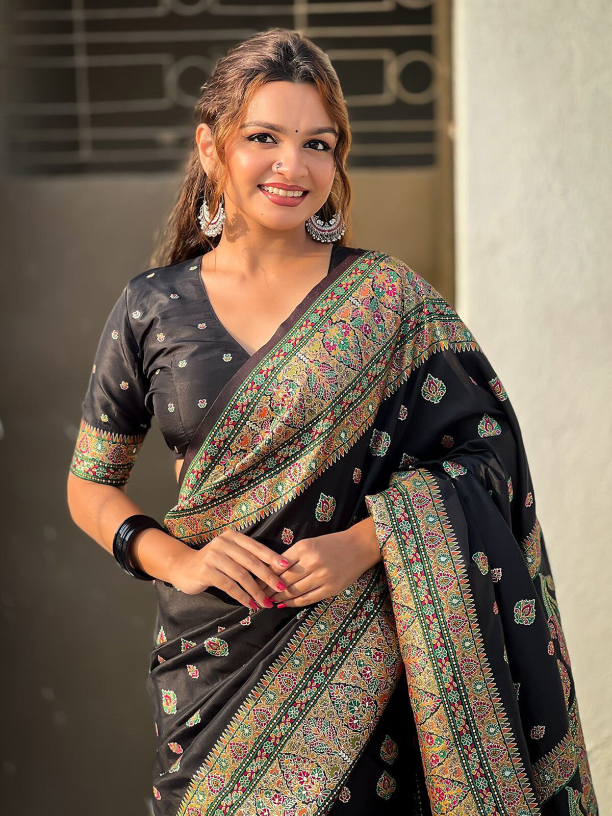 Black and Gold-Toned Woven Pashmina Saree