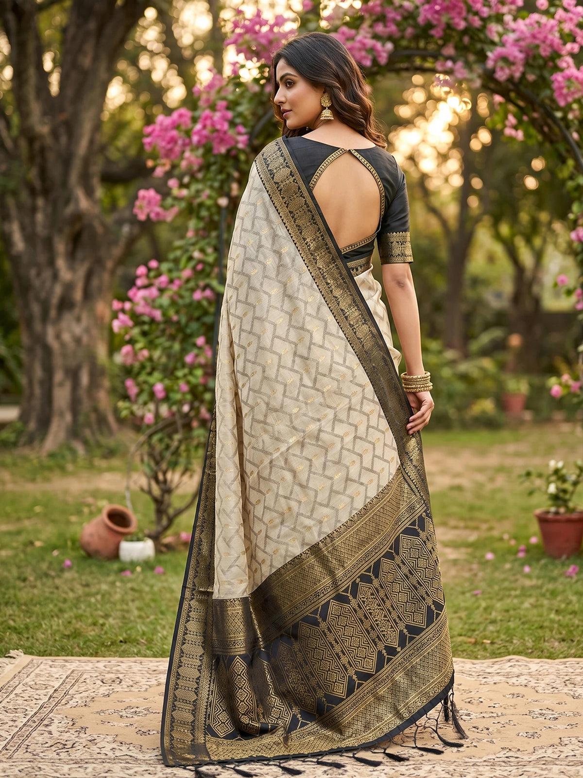 Rangvi Madhvi Soft Cotton Designer Elegant Festive Wear Saree with Rich Beinge Black Zari Border